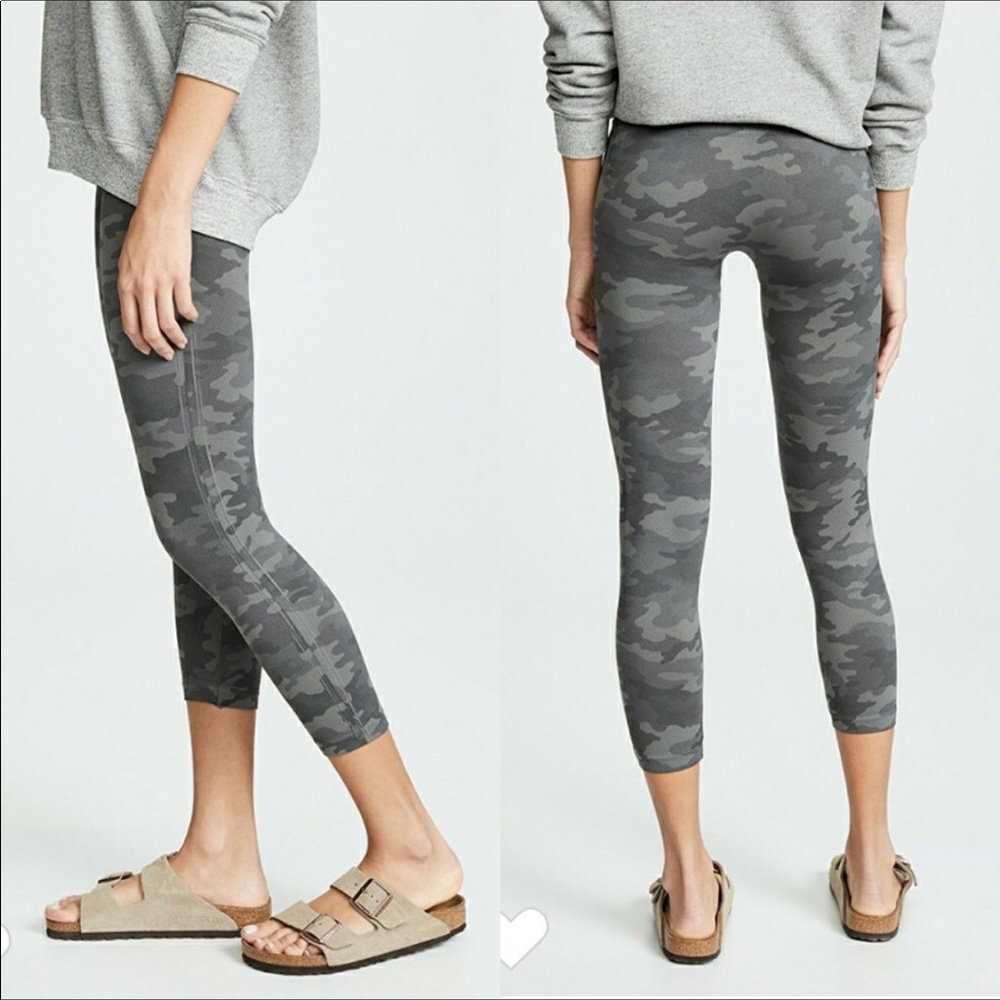 Spanx sage camo crop leggings